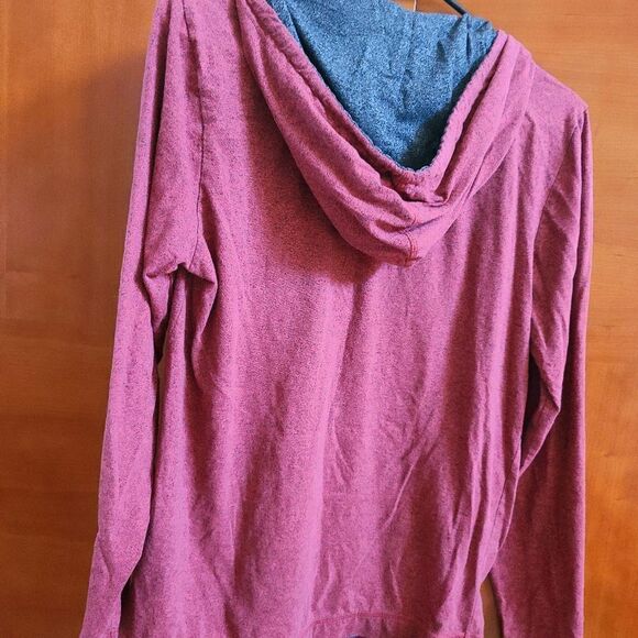 Lion's Crest men's pouch pocket hood long-sleeve shirt - Picture 15 of 16